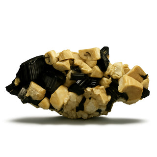 ARFVEDSONITA, FELDESPATO