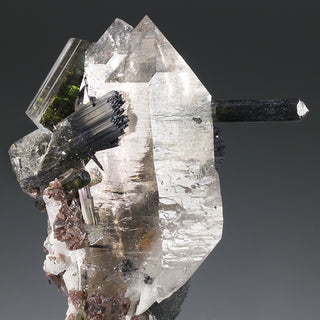 ELBAITA, CUARZO, ALBITA