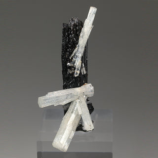 BERYL (aquamarine), SCHORL