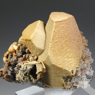 SIDERITA EPIMÓRFICA ANTES CALCITA