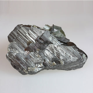 FLUORAPATITE, FERBERITE, SIDERITE, MICA MUSCOVITE