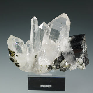 FERBERITE, QUARTZ, TOPAZ, ARSENOPYRITE, MUSCOVITE