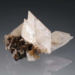 GYPSUM, QUARTZ