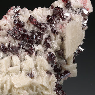 CINNABAR, DOLOMITE, QUARTZ