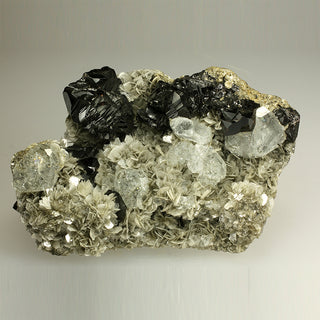 CASSITERITE, BERYL (Aquamarine), MUSCOVITE