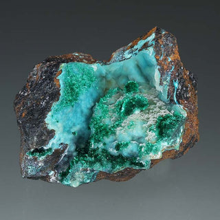 BROCHANTITA, CUARZO VAR. CALCEDONIA.