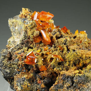 WULFENITA, MIMETITA.