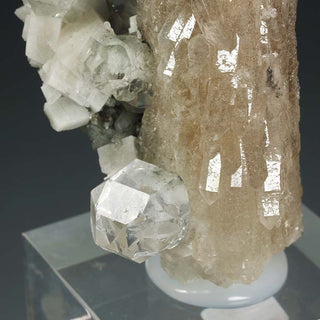 FLUORITA, CUARZO, CALCITA